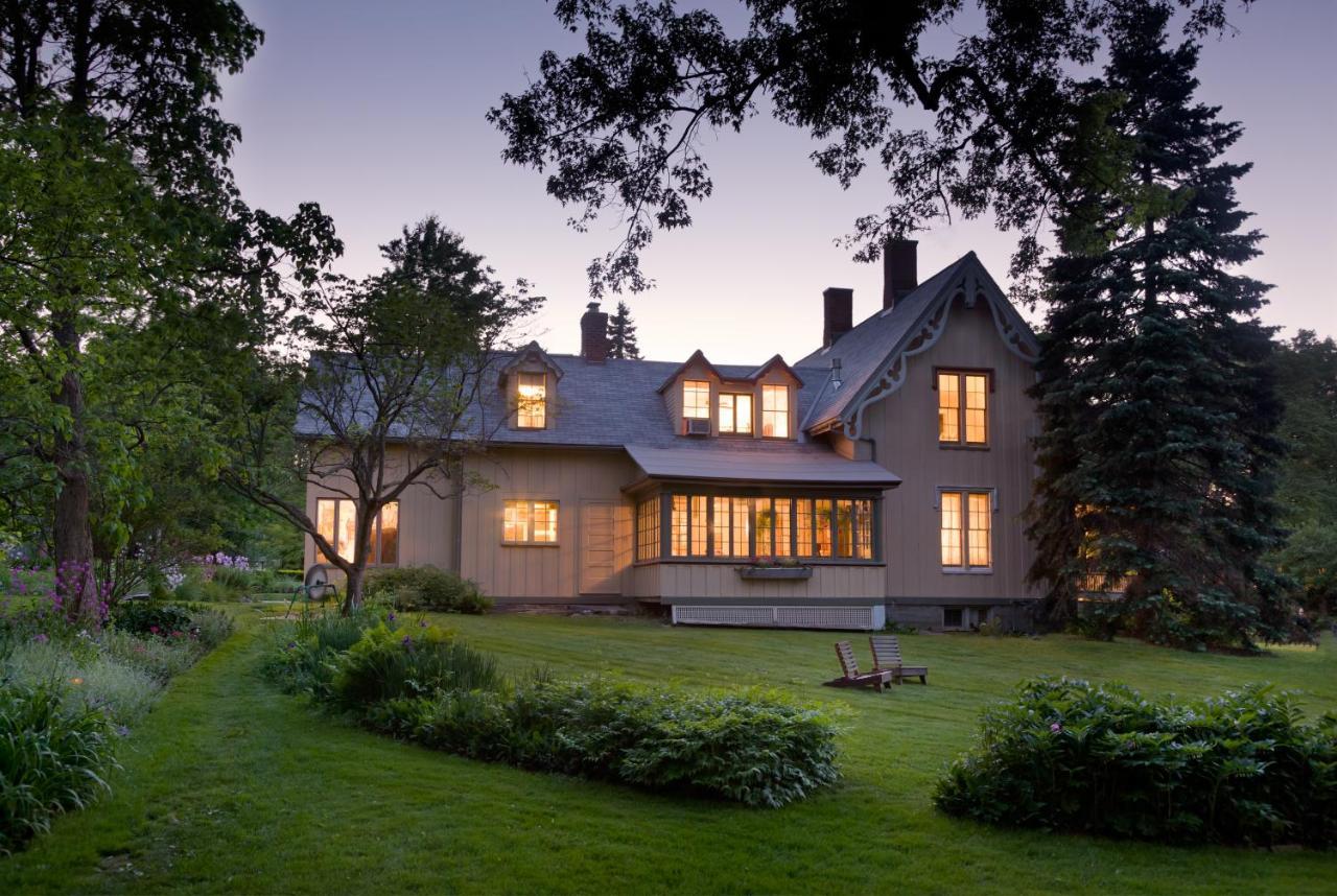 Gothic Eves Inn And Spa Bed And Breakfast Trumansburg Exterior foto